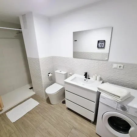 San Isidro Center & דירה פואנגירולה