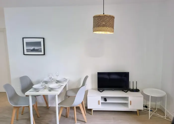 San Isidro Center & *